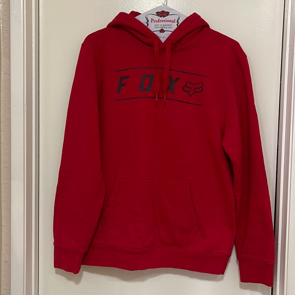 FOX. Pullover Hoodie